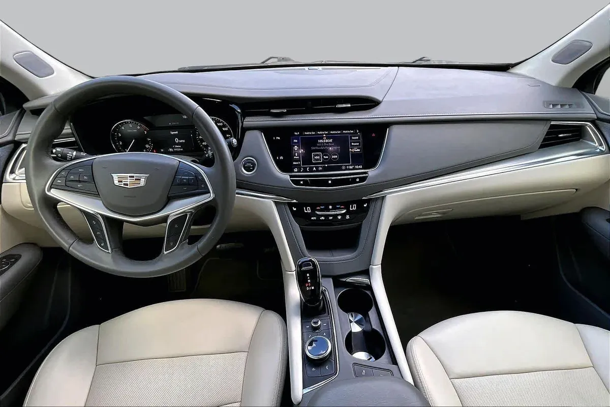 2020 Cadillac XT5 Premium Luxury FWD thumbnail 16