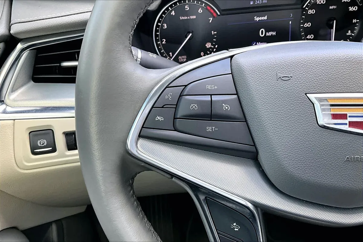 2020 Cadillac XT5 Premium Luxury FWD thumbnail 22