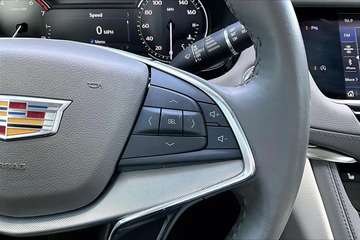 2020 Cadillac XT5 Premium Luxury FWD thumbnail 23
