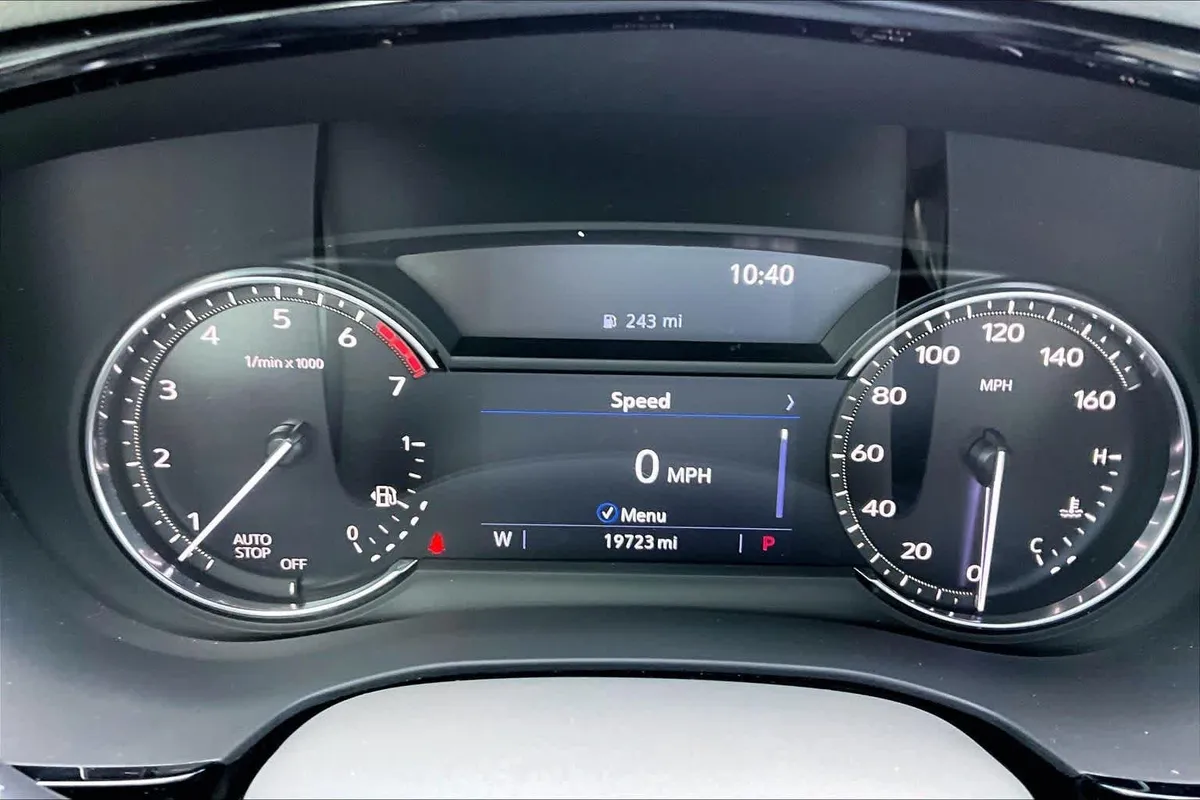 2020 Cadillac XT5 Premium Luxury FWD thumbnail 24