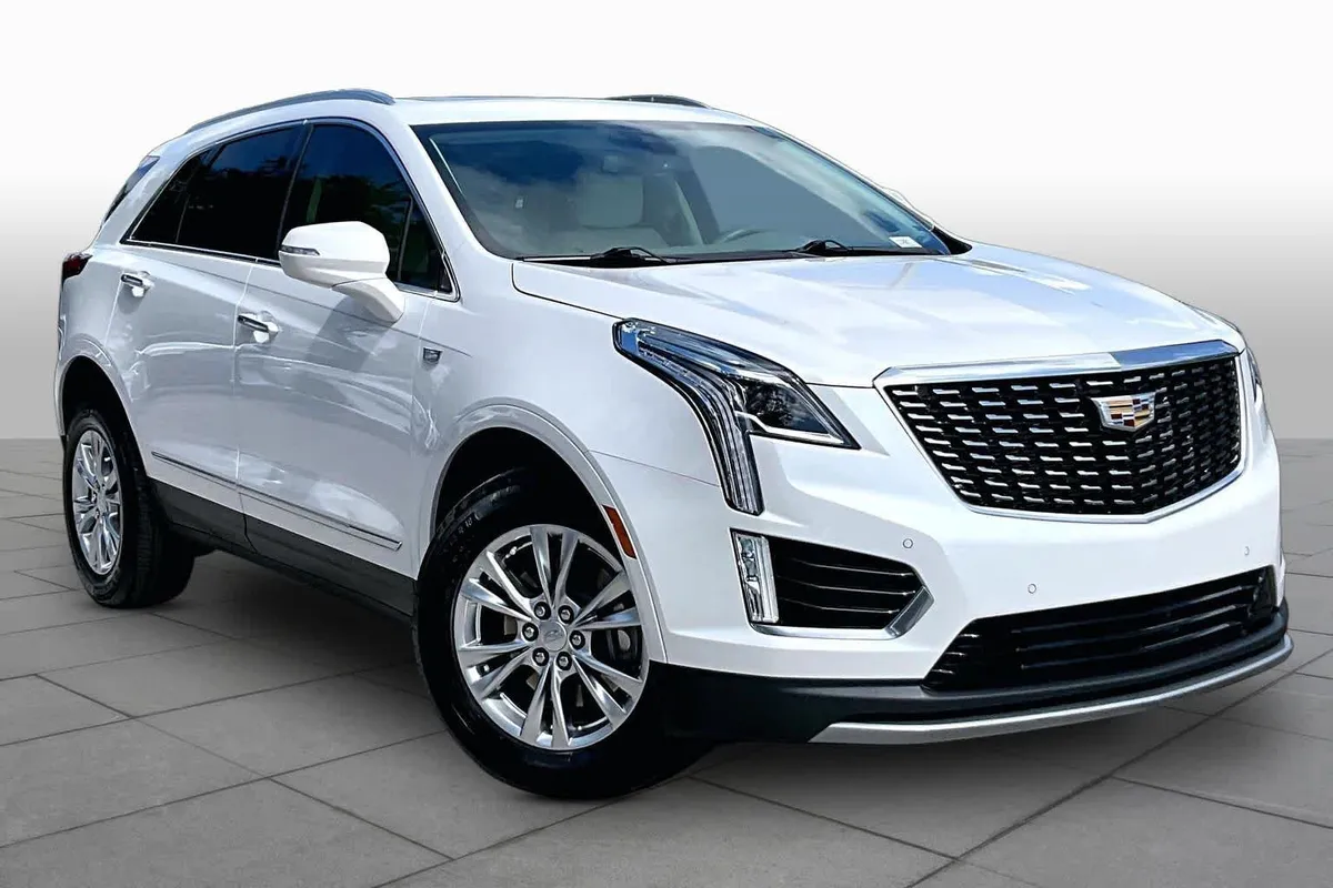 2020 Cadillac XT5 Premium Luxury FWD thumbnail 3