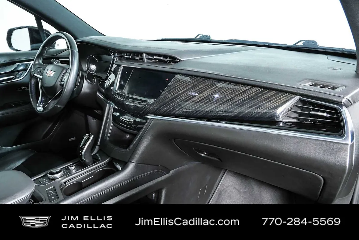 2020 Cadillac XT6 FWD Premium Luxury thumbnail 24