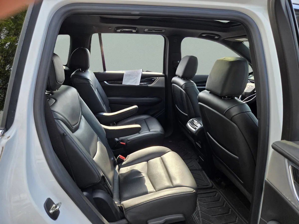 2020 Cadillac XT6 FWD Premium Luxury thumbnail 25