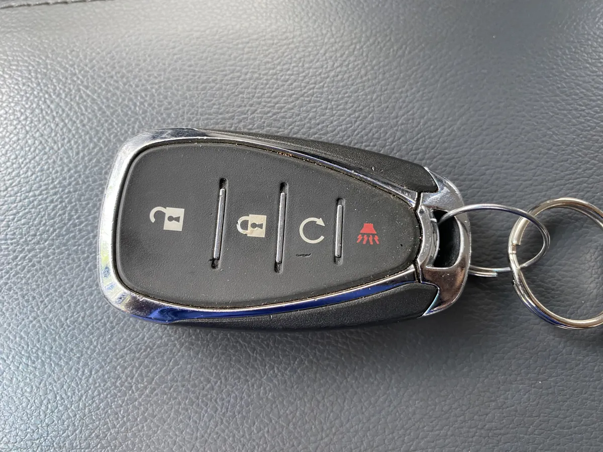 2020 Chevrolet Bolt EV LT thumbnail 35
