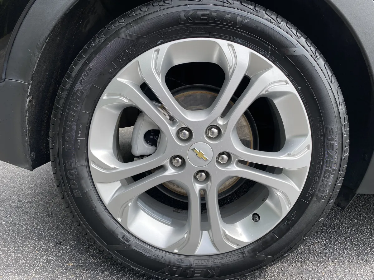 2020 Chevrolet Bolt EV LT thumbnail 39