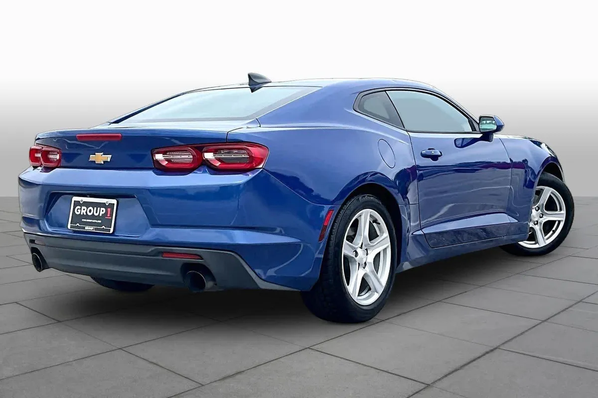 2020 Chevrolet Camaro 1LT thumbnail 13