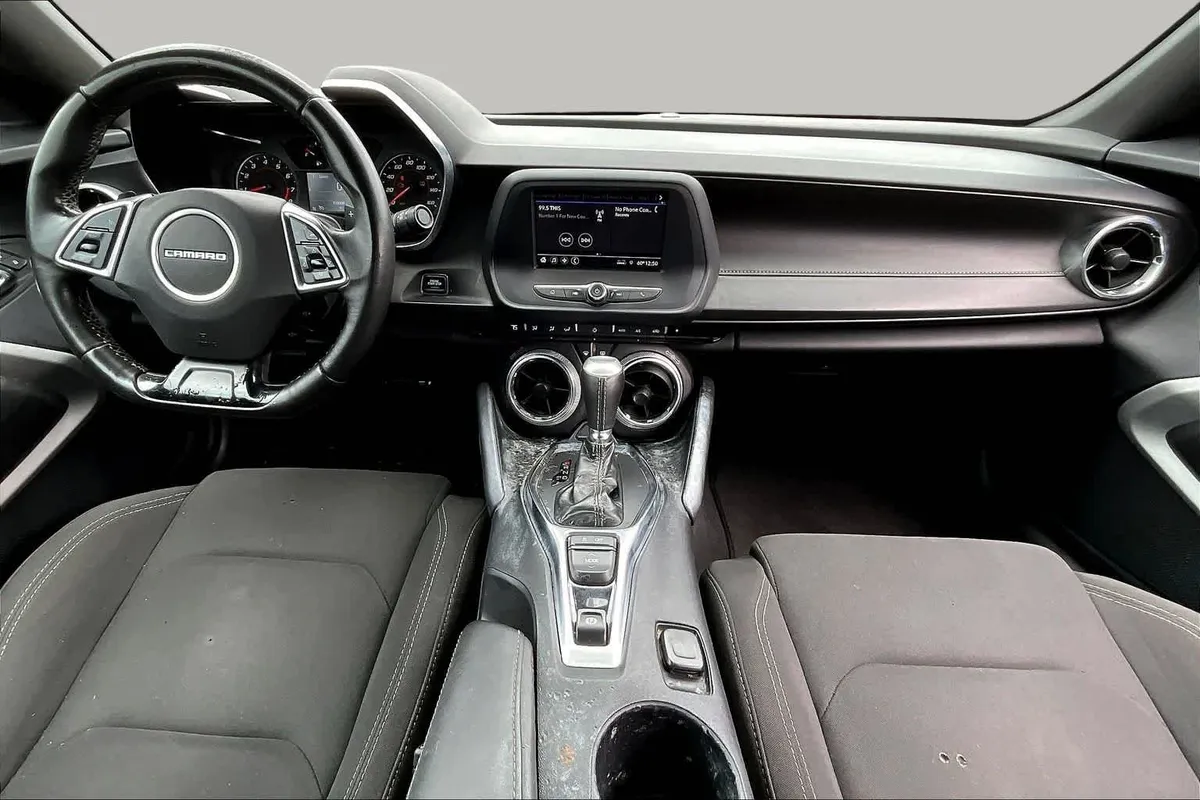 2020 Chevrolet Camaro 1LT thumbnail 16