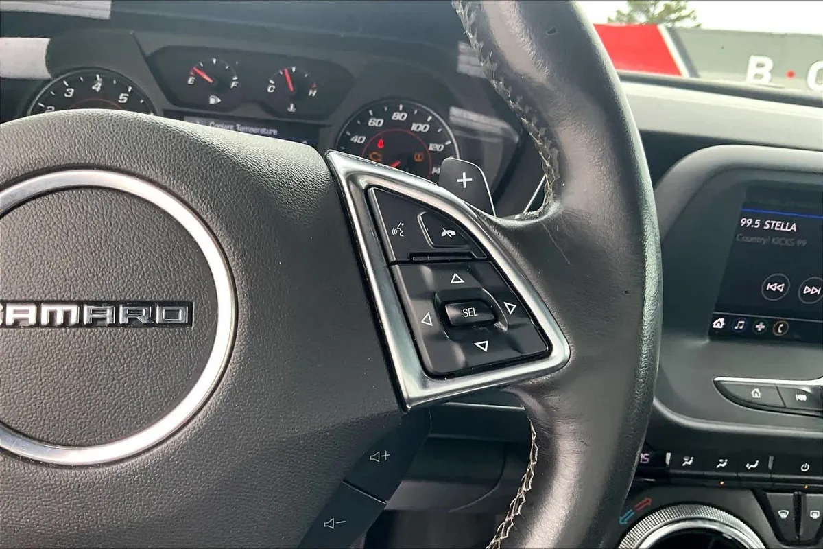 2020 Chevrolet Camaro 1LT thumbnail 25