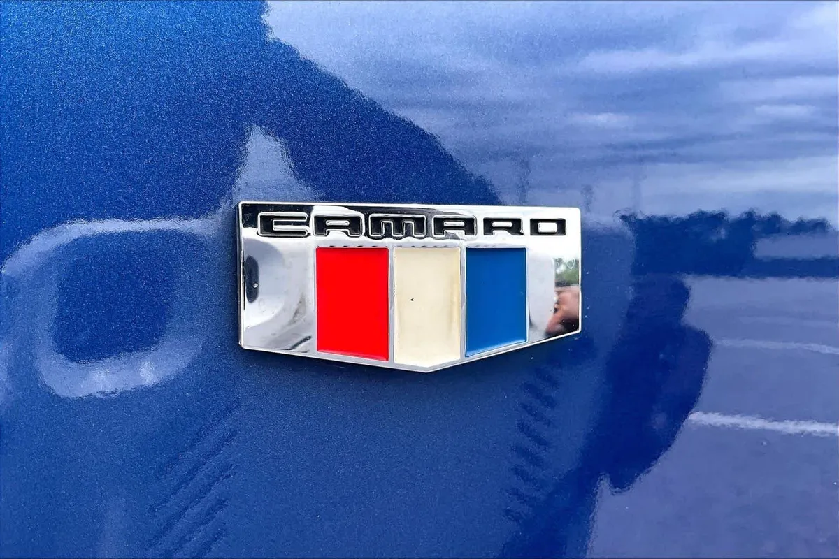 2020 Chevrolet Camaro 1LT thumbnail 26