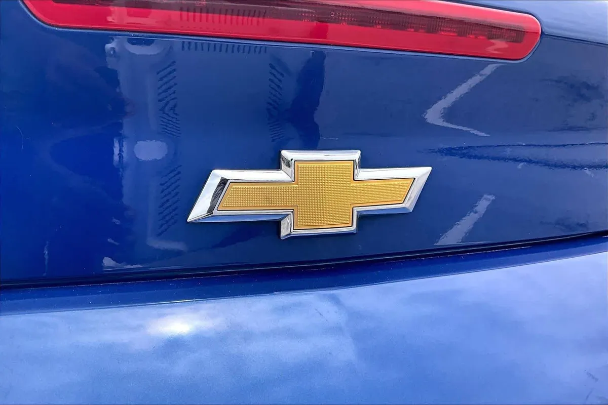 2020 Chevrolet Camaro 1LT thumbnail 9