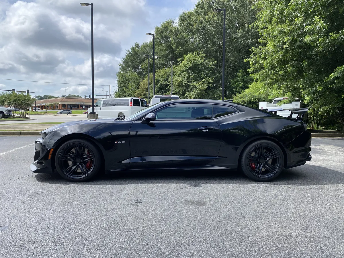 2020 Chevrolet Camaro ZL1 thumbnail 5