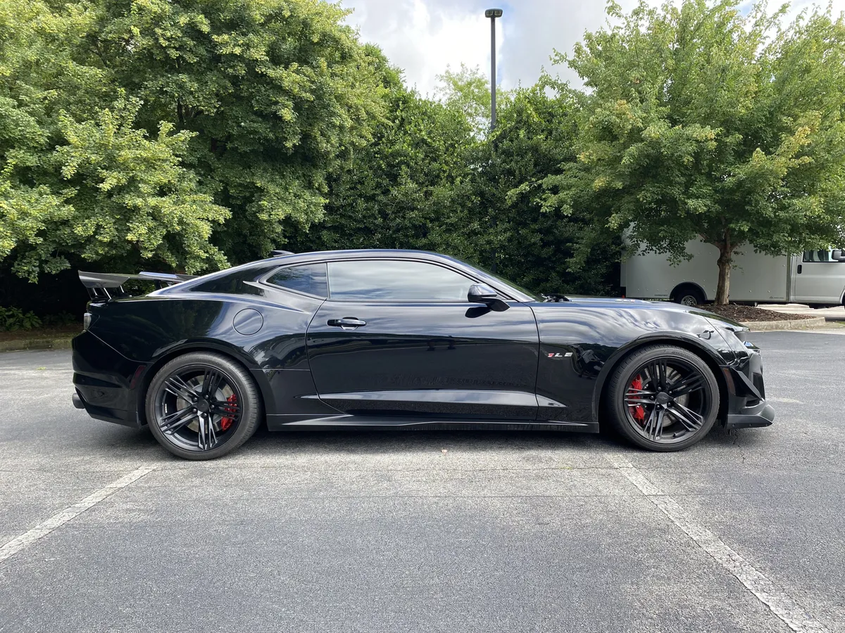 2020 Chevrolet Camaro ZL1 thumbnail 9