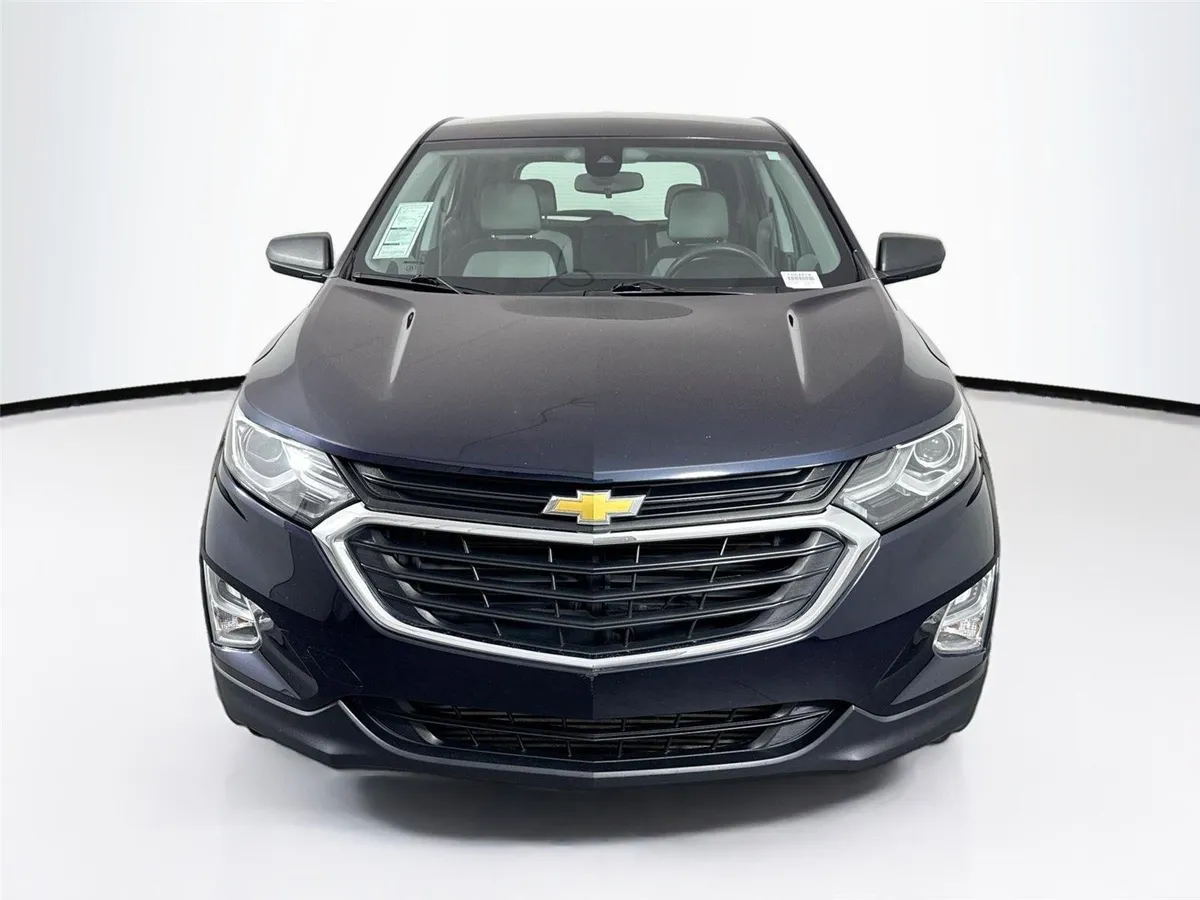 2020 Chevrolet Equinox LS thumbnail 8