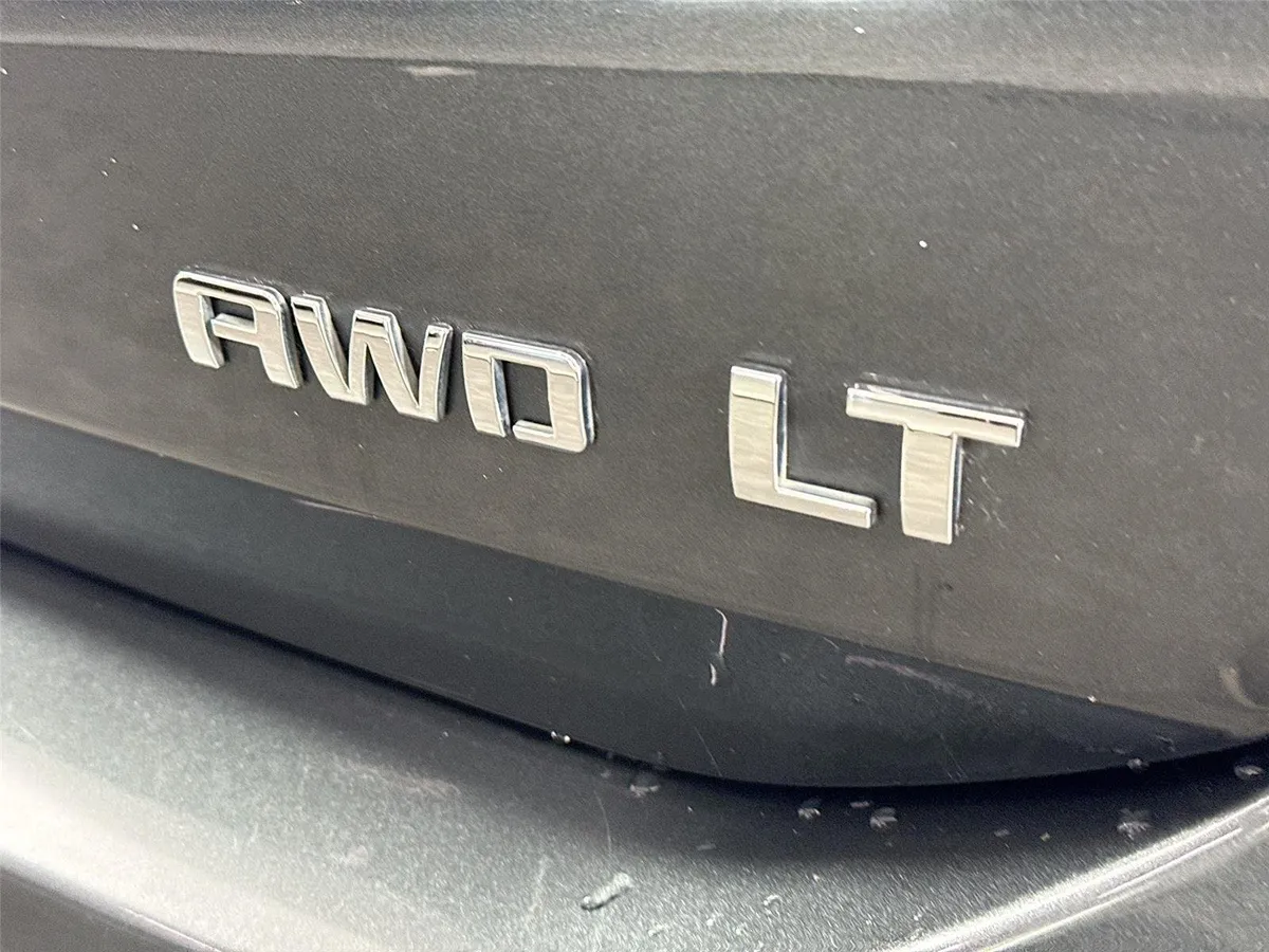 2020 Chevrolet Equinox LT thumbnail 13