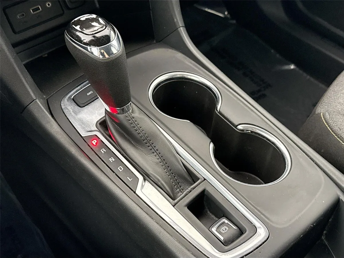 2020 Chevrolet Equinox LT thumbnail 24
