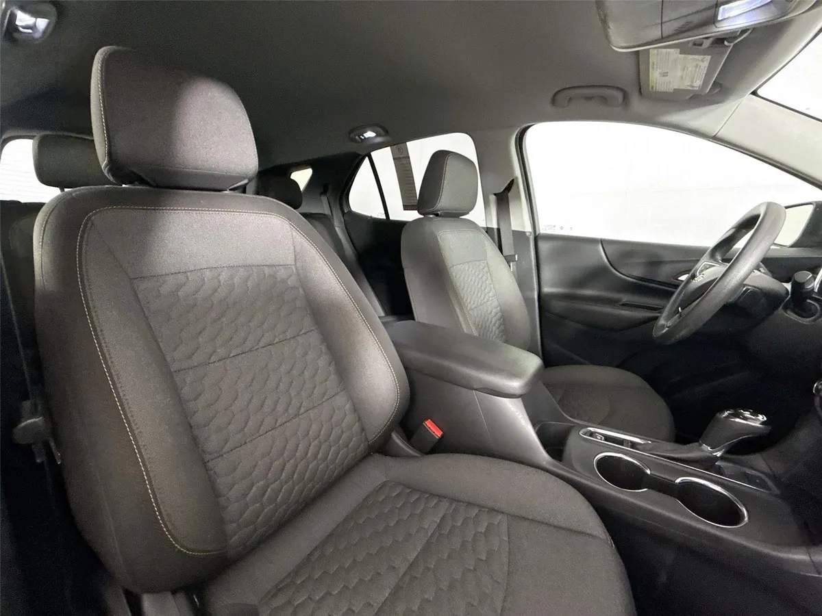 2020 Chevrolet Equinox LT thumbnail 38