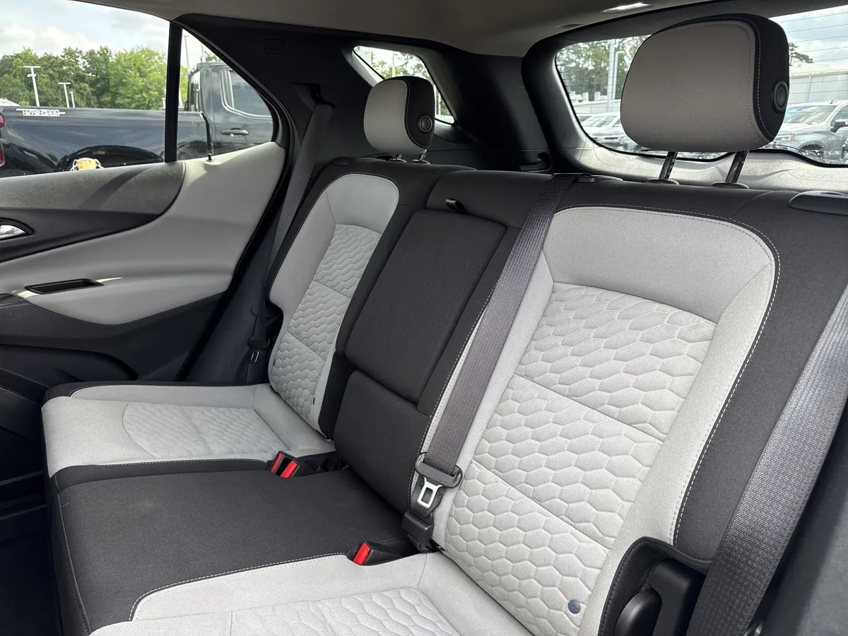 2020 Chevrolet Equinox LT thumbnail 28
