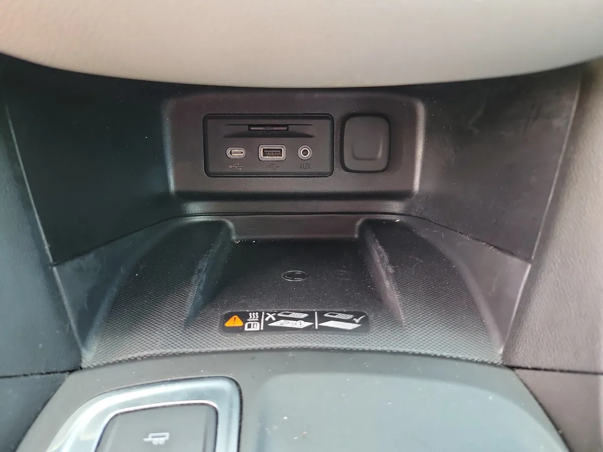 2020 Chevrolet Equinox Premier w/2LZ thumbnail 19