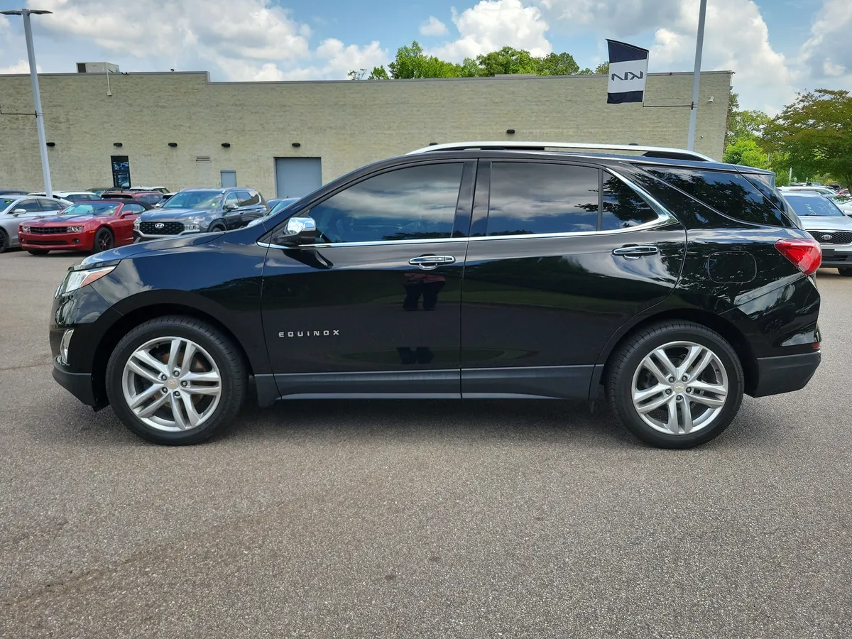 2020 Chevrolet Equinox Premier w/2LZ thumbnail 2