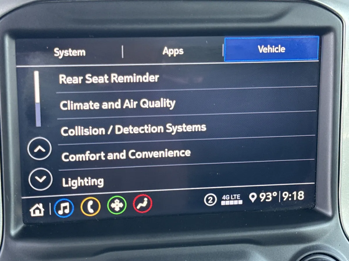 2020 Chevrolet Silverado 1500 RST thumbnail 36