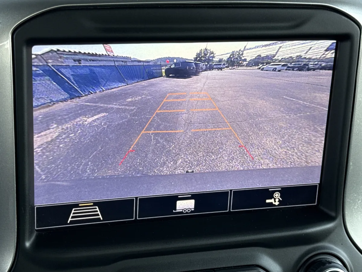 2020 Chevrolet Silverado 1500 RST thumbnail 39