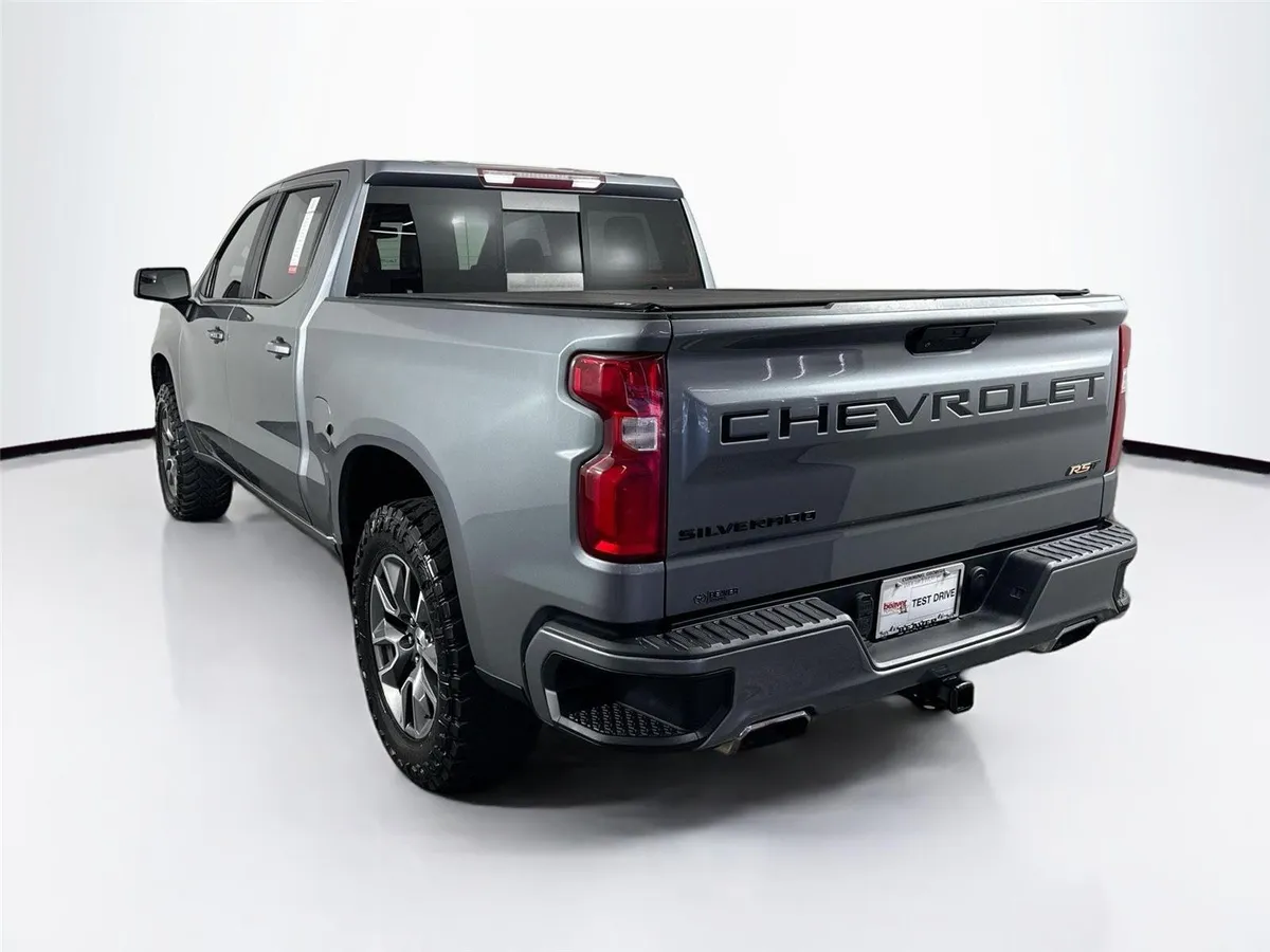 2020 Chevrolet Silverado 1500 RST thumbnail 11