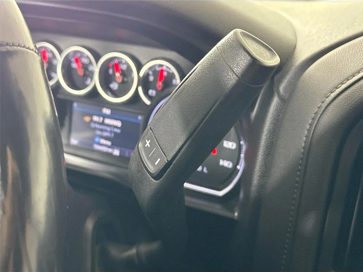 2020 Chevrolet Silverado 1500 RST thumbnail 25