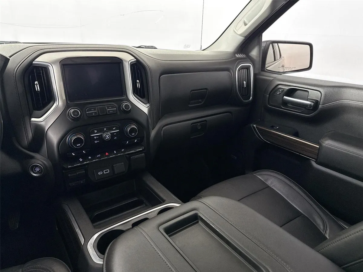 2020 Chevrolet Silverado 1500 RST thumbnail 31