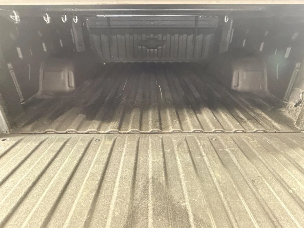 2020 Chevrolet Silverado 1500 RST thumbnail 37