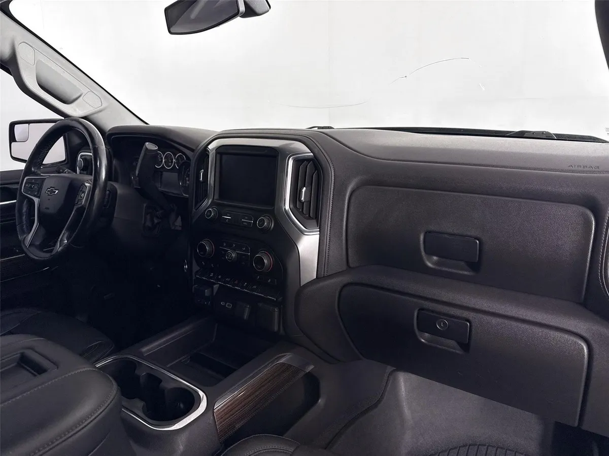 2020 Chevrolet Silverado 1500 RST thumbnail 42