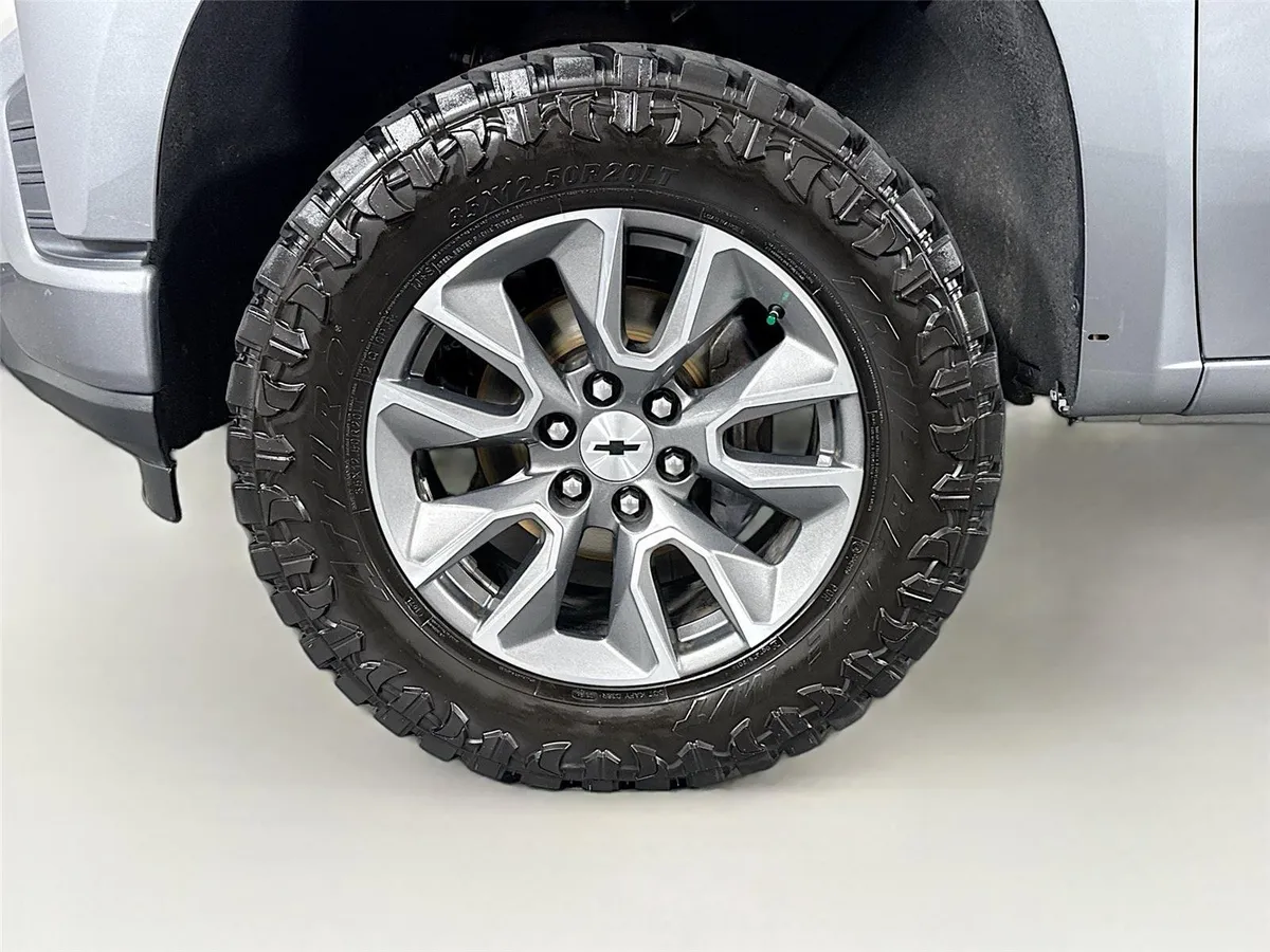 2020 Chevrolet Silverado 1500 RST thumbnail 44