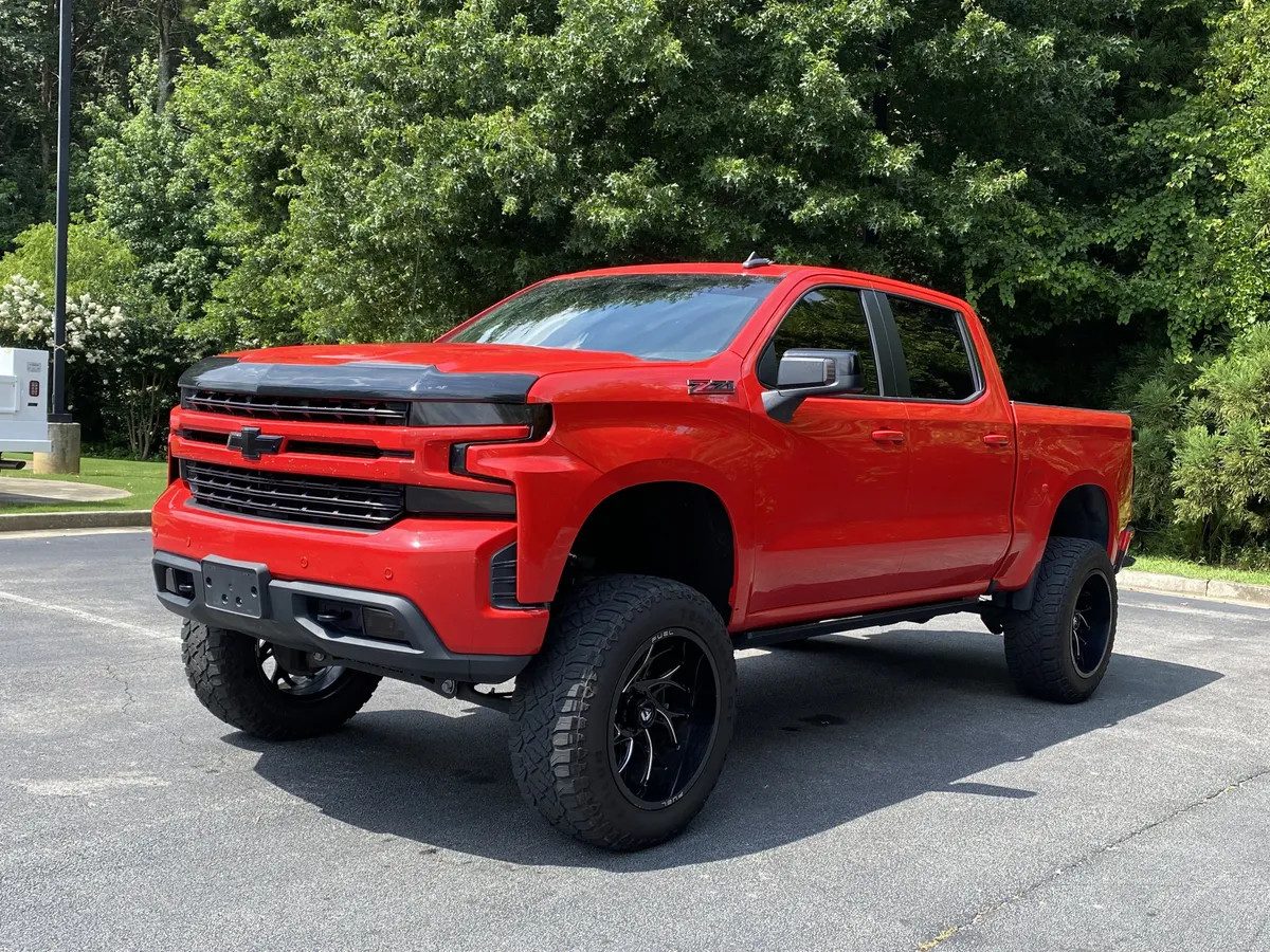 2020 Chevrolet Silverado 1500 RST thumbnail 4
