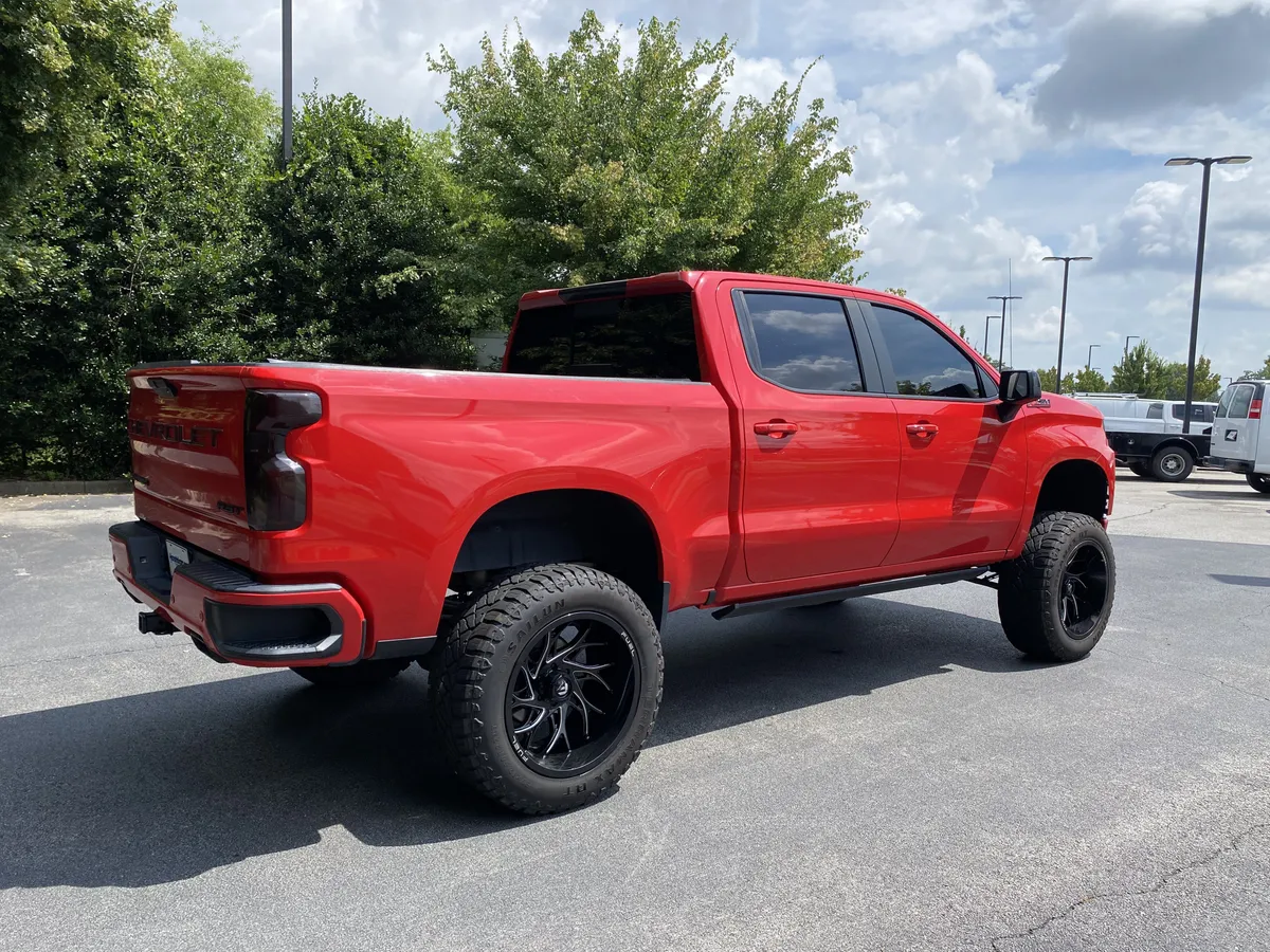 2020 Chevrolet Silverado 1500 RST thumbnail 8
