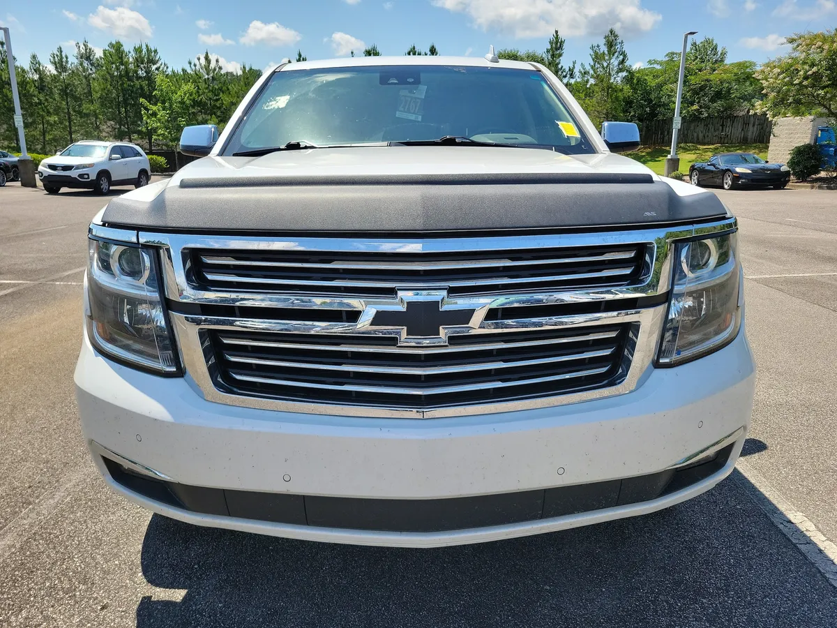 2020 Chevrolet Suburban Premier thumbnail 2