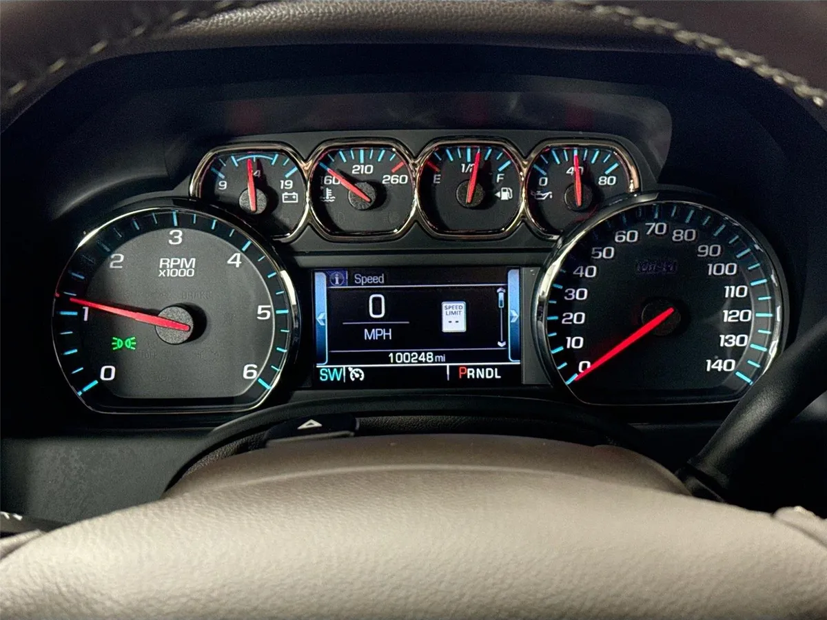 2020 Chevrolet Tahoe LT thumbnail 21