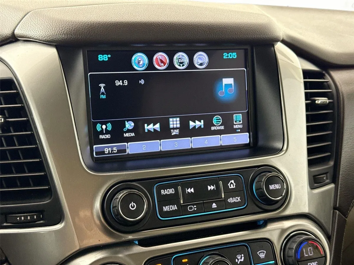 2020 Chevrolet Tahoe LT thumbnail 24
