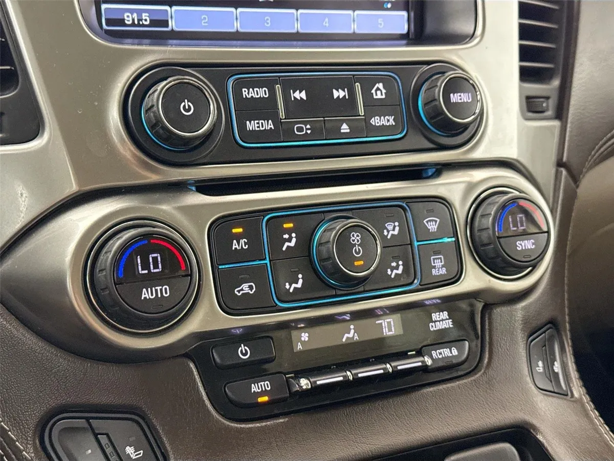 2020 Chevrolet Tahoe LT thumbnail 26