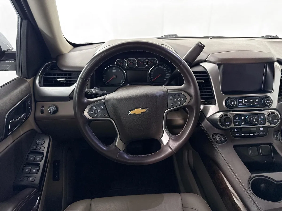 2020 Chevrolet Tahoe LT thumbnail 34