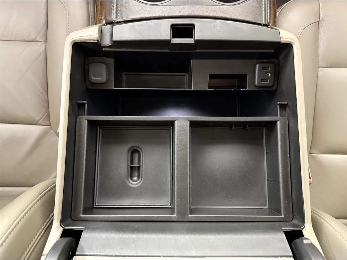 2020 Chevrolet Tahoe LT thumbnail 36