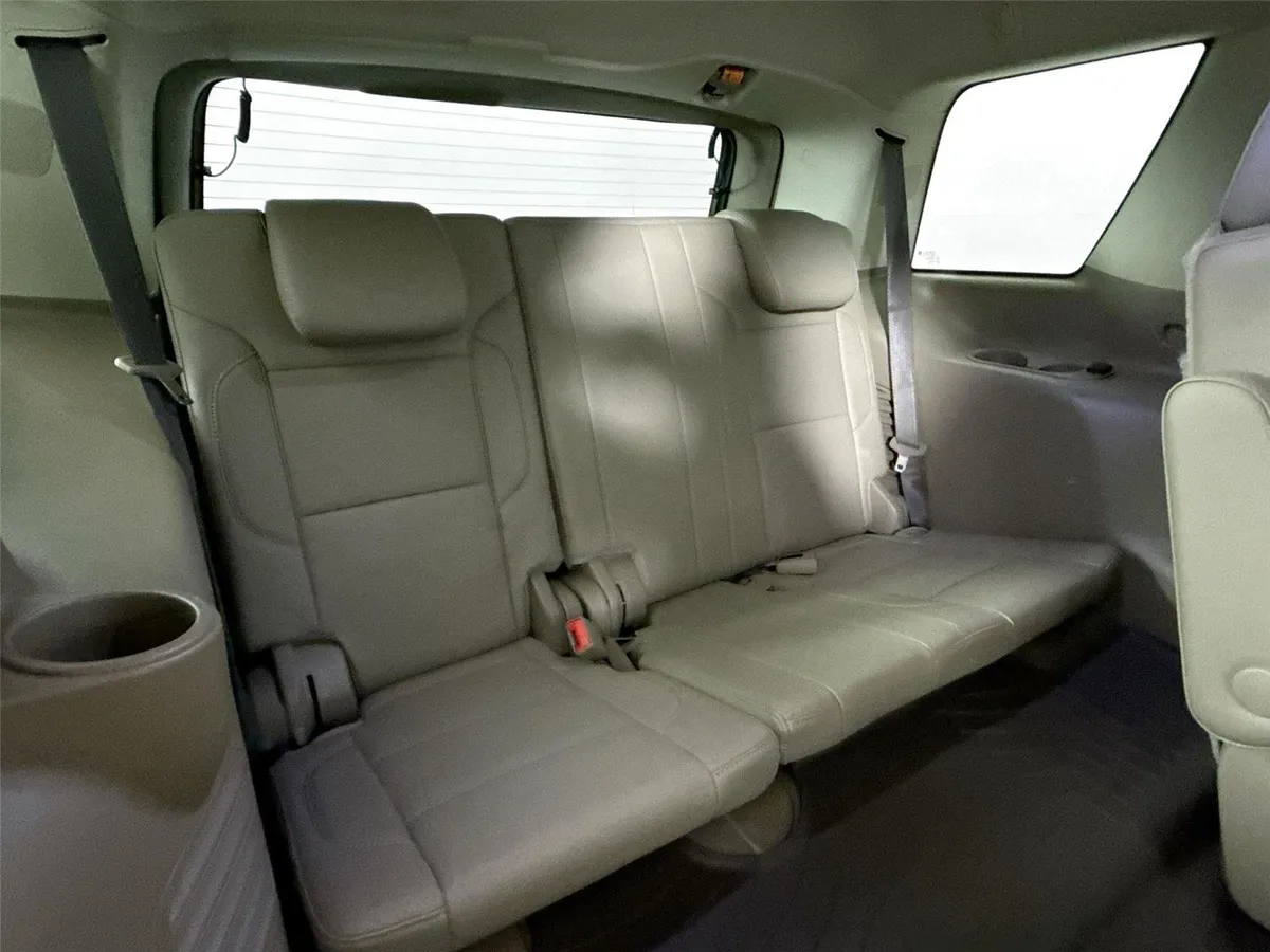 2020 Chevrolet Tahoe LT thumbnail 43