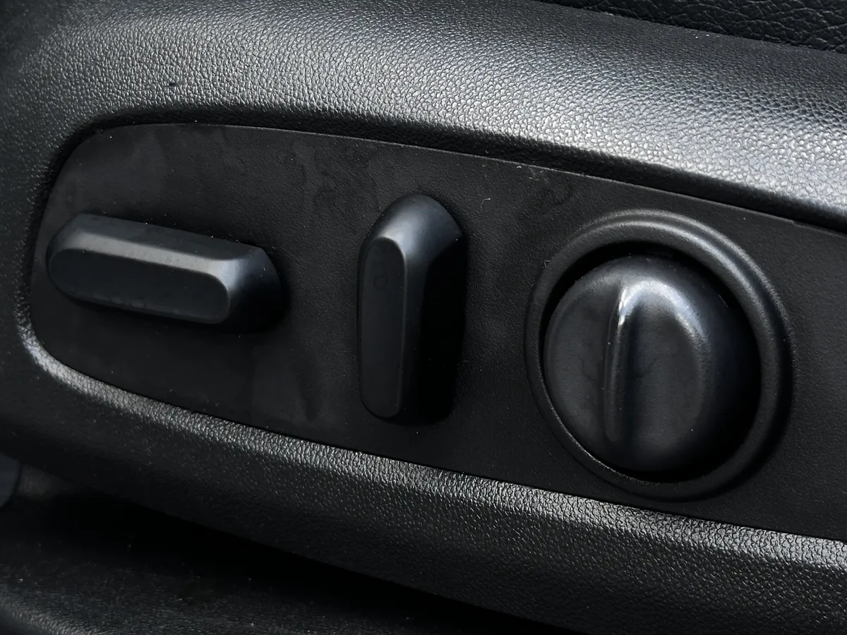 2020 Chevrolet Traverse LT Cloth thumbnail 16