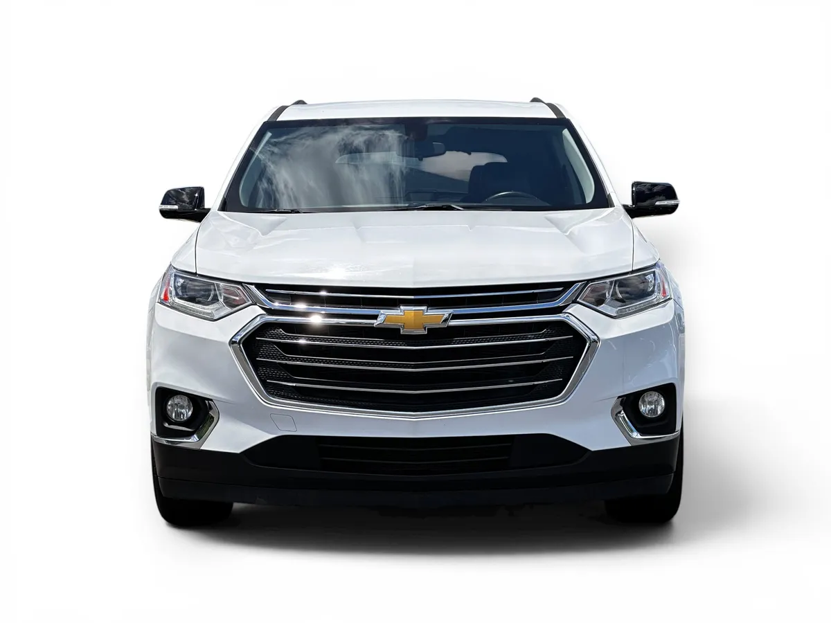 2020 Chevrolet Traverse LT Cloth thumbnail 2