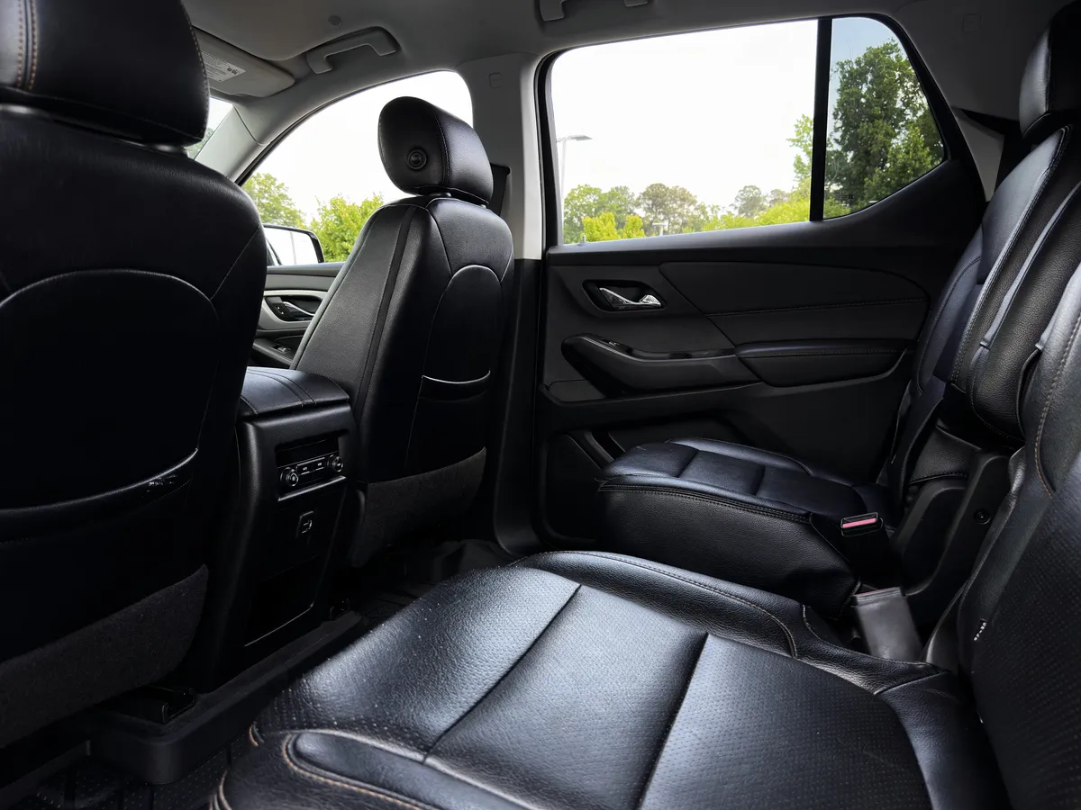 2020 Chevrolet Traverse LT Cloth thumbnail 29