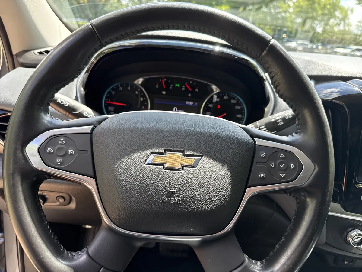 2020 Chevrolet Traverse LT Leather thumbnail 24