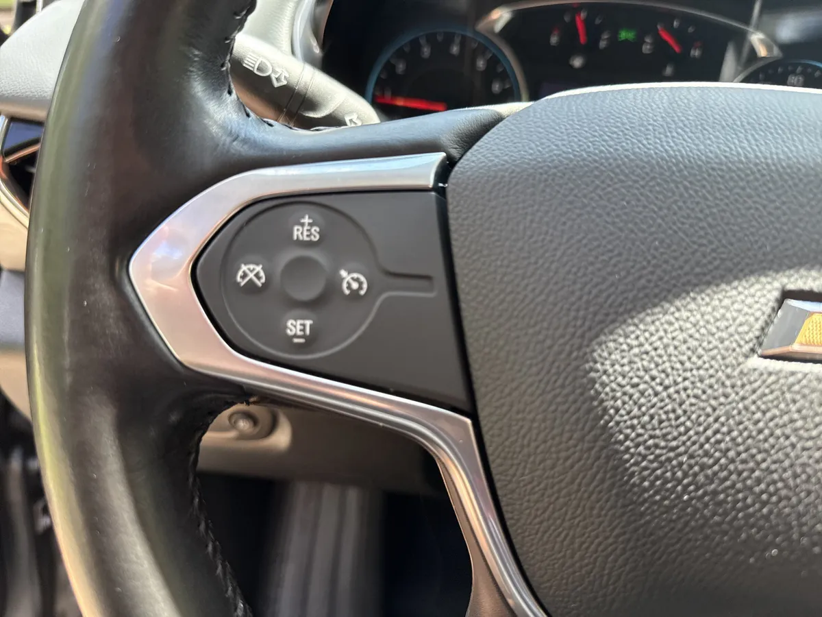 2020 Chevrolet Traverse LT Leather thumbnail 25