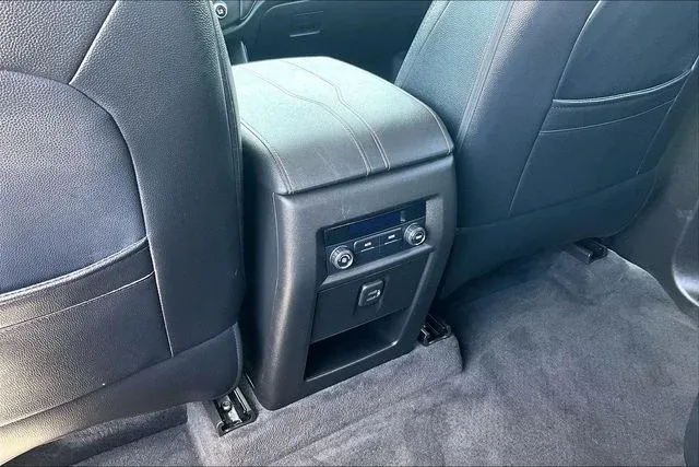 2020 Chevrolet Traverse LT thumbnail 33