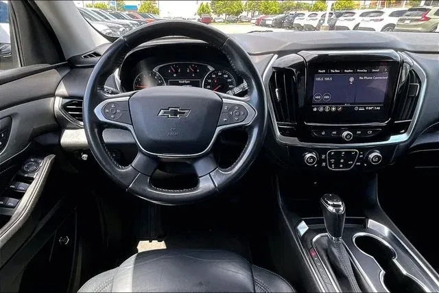 2020 Chevrolet Traverse LT thumbnail 8