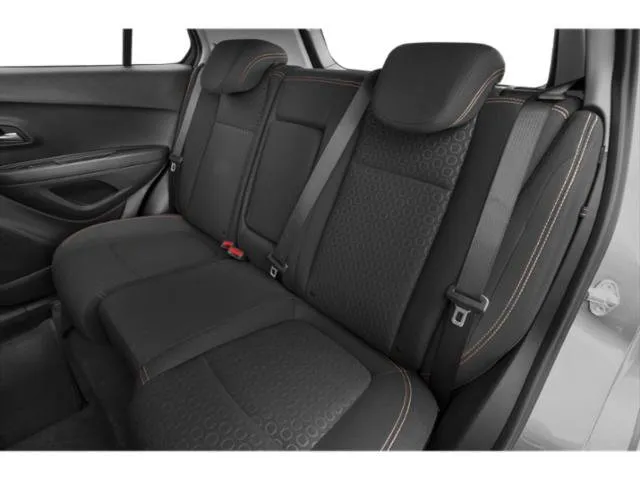 2020 Chevrolet Trax LS thumbnail 16
