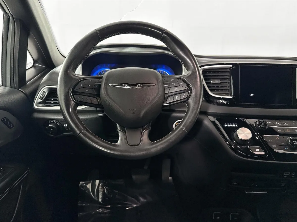 2020 Chrysler Pacifica Touring L Plus thumbnail 31