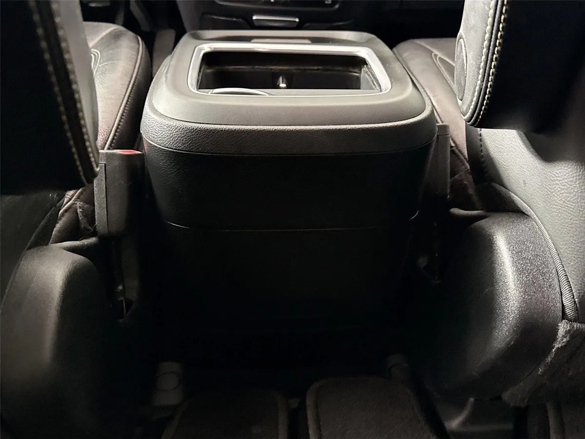 2020 Chrysler Pacifica Touring L Plus thumbnail 34